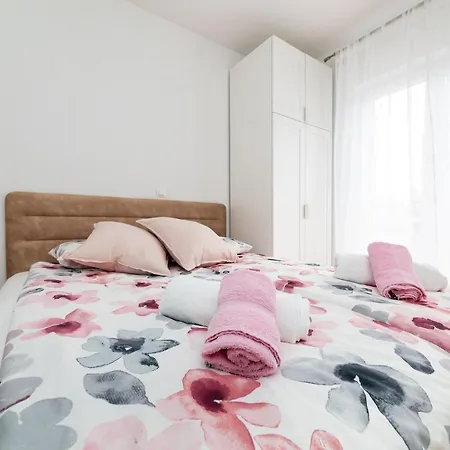 Golden Hope 4+1 Krk Lägenhet *